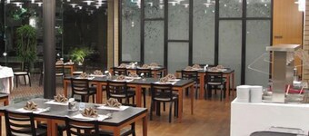 Central Hotel Kamojima