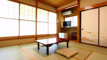 In-room safe, free WiFi