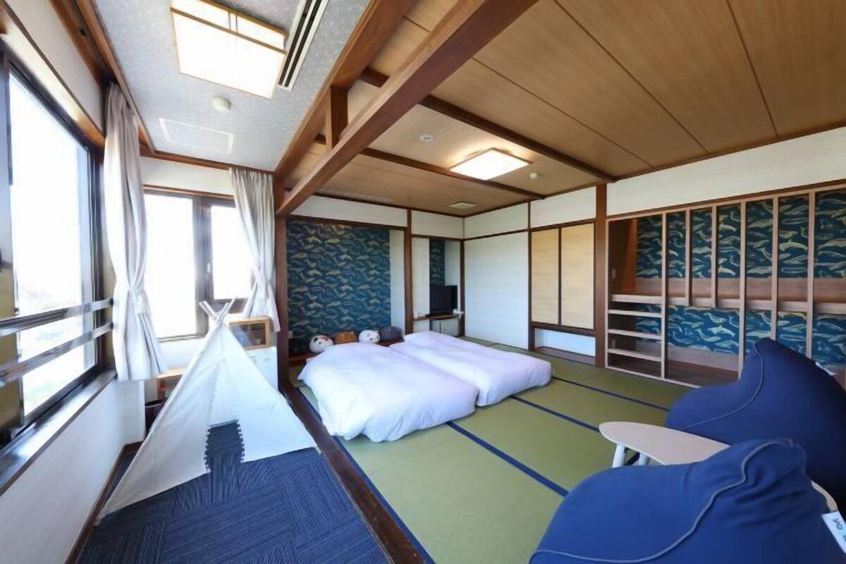 In-room safe, desk, free WiFi, bed sheets