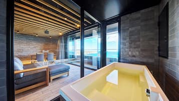 In-room safe, desk, free WiFi, bed sheets