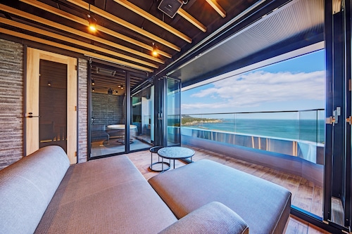 Resort Hills Toyohama SORA no KAZE