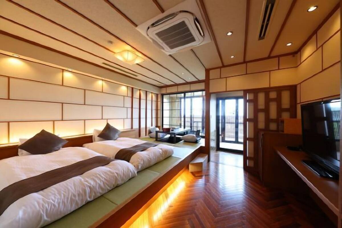In-room safe, desk, free WiFi, bed sheets