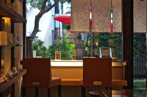 Bar (on property) - Naraya (Kusatsu)