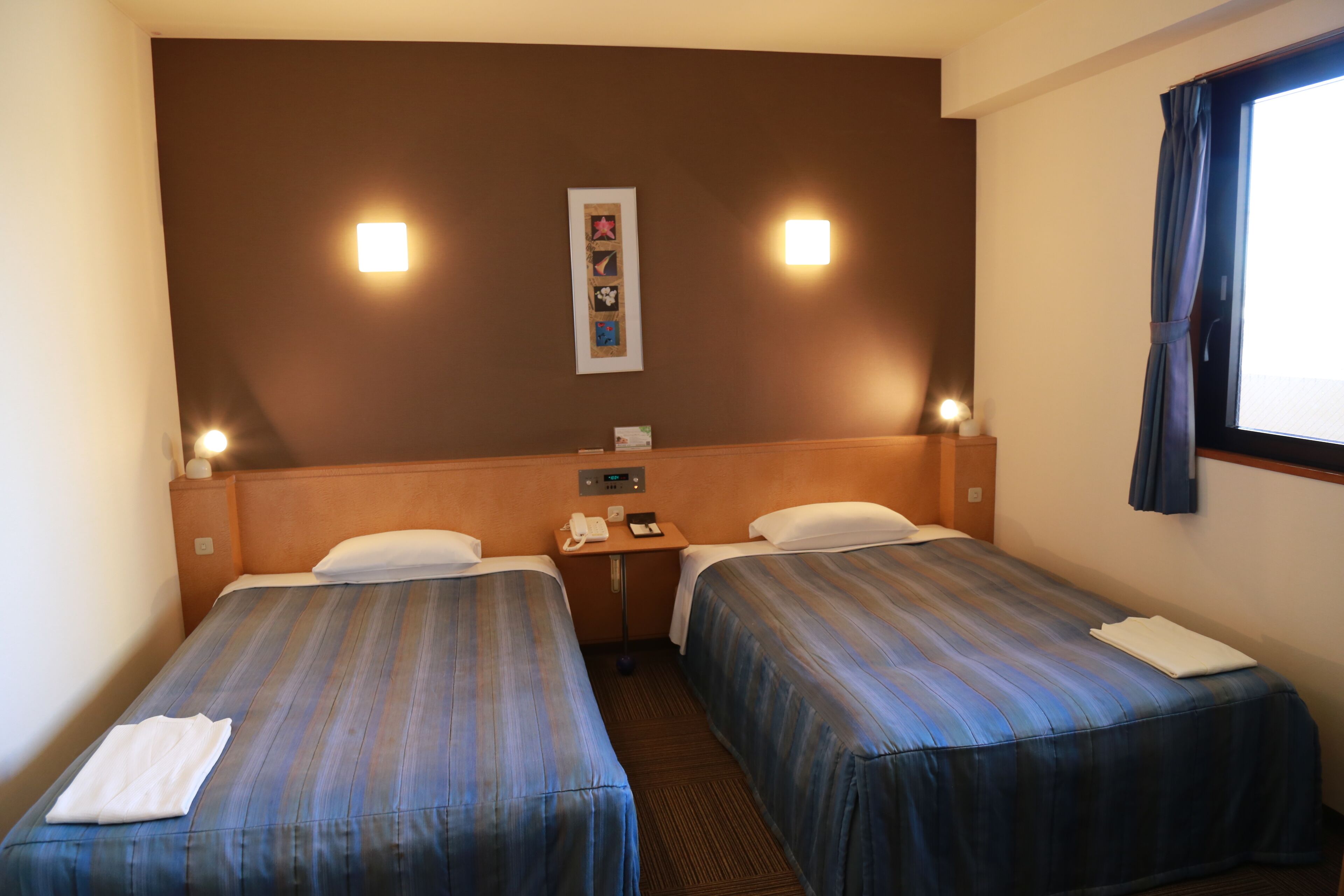 twin room, smoking | 1 bedroom, free wifi, bed sheets