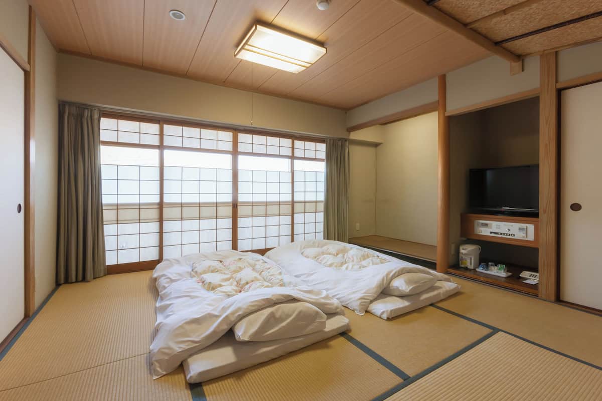 트래디셔널룸, 금연 (Japanese Room, 10 Tatami) | 다리미/다리미판, 무료 WiFi