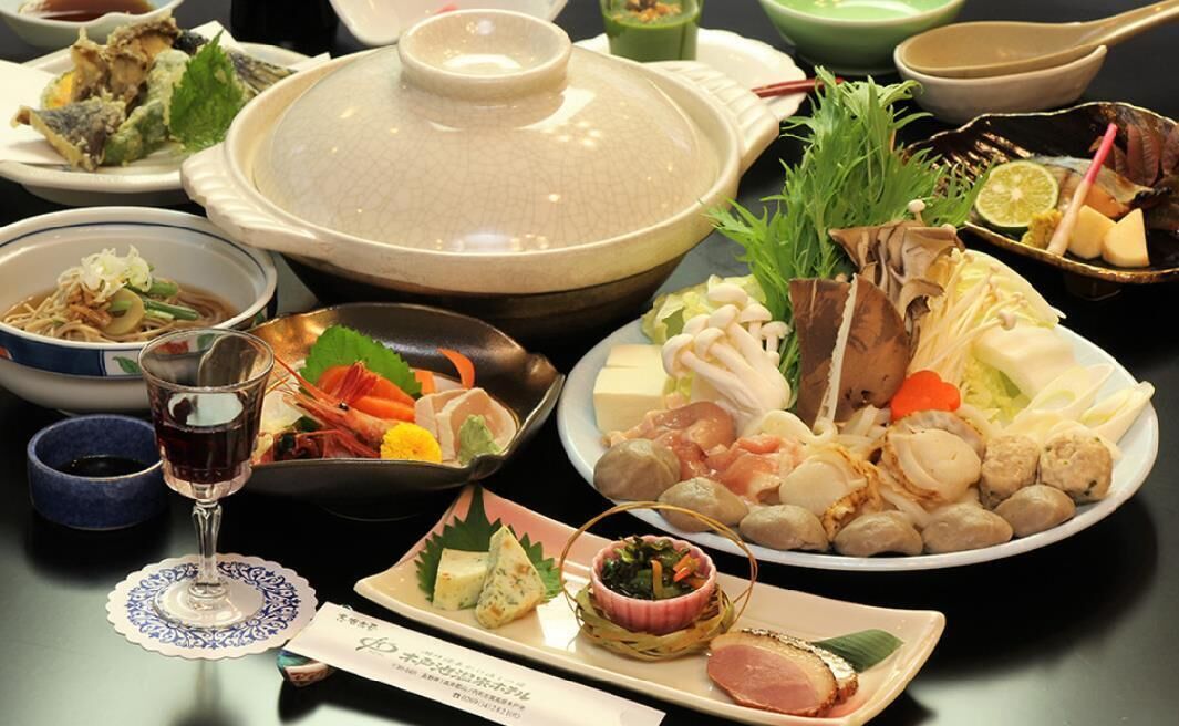 餐飲