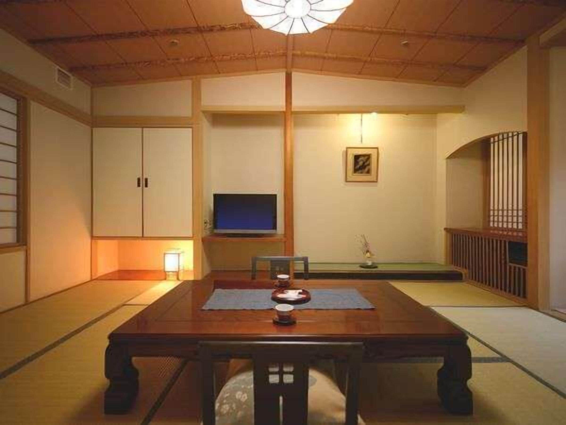 用餐
