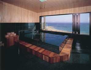 Spa - Nishiura Grand Hotel Kikkei (Gamagori)