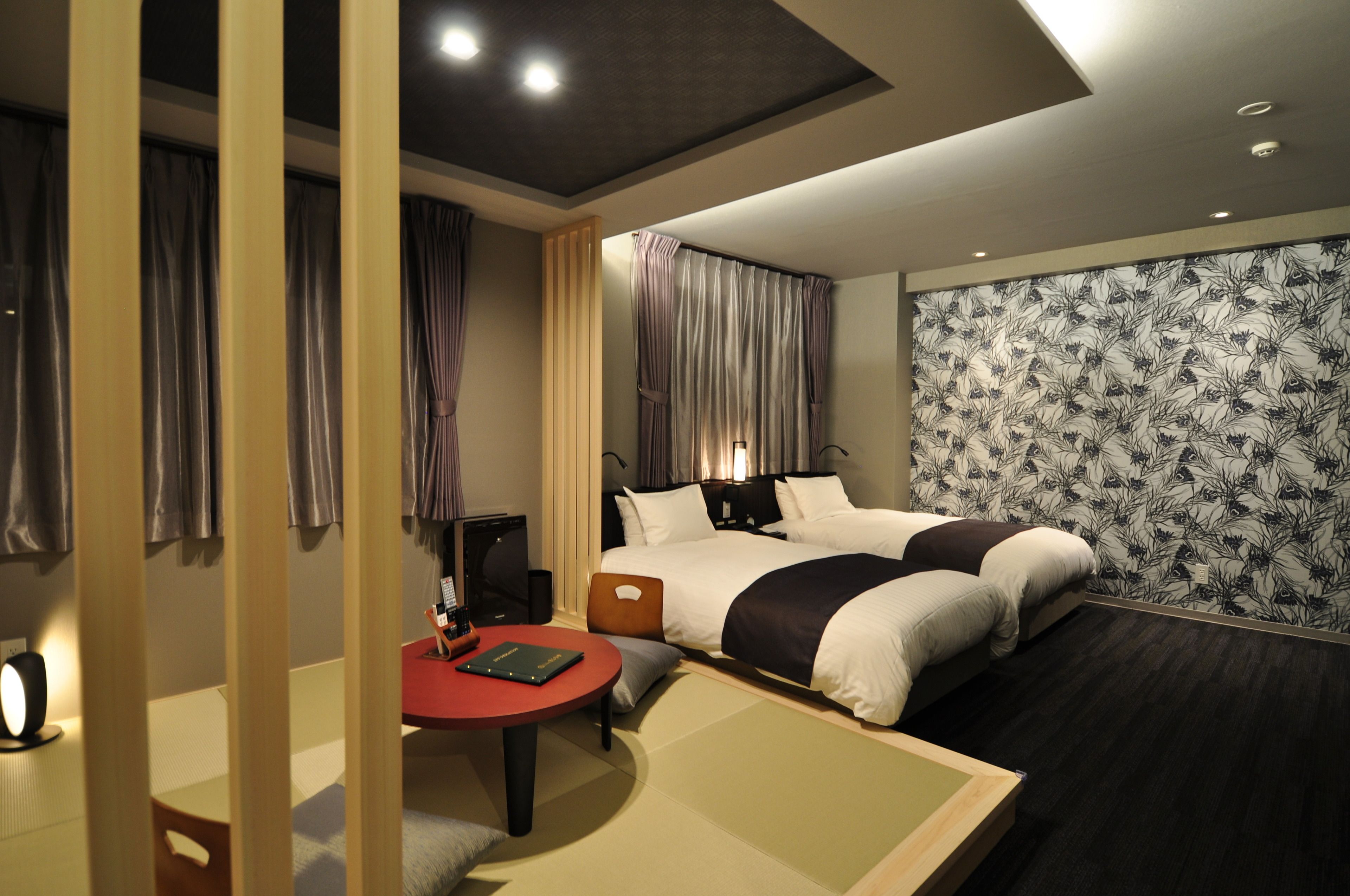 design room, 2 bedrooms, non smoking, river view | down duvets, in-room safe, blackout curtains, free wifi