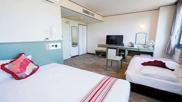 In-room safe, desk, soundproofing, iron/ironing board