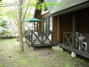 Outdoor dining - Karuizawa Loghotel Shiozawa No Mori (Karuizawa)
