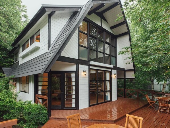 Designers Cottage Chelsea (Non-smoking) | Bed sheets - Izumigo AMBIENT Yatsugatake Cottage (Hokuto)