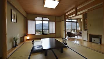 Japanese Style Room, Meals at Restaurant | Down comforters, minibar, in-room safe, individually furnished