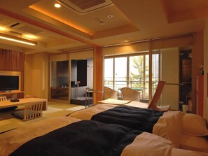 WiFi (無料)