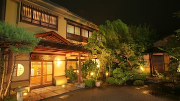 住宿正面