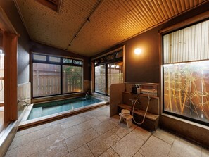 Hot springs - Oiwakeya Ryokan (Matsumoto)