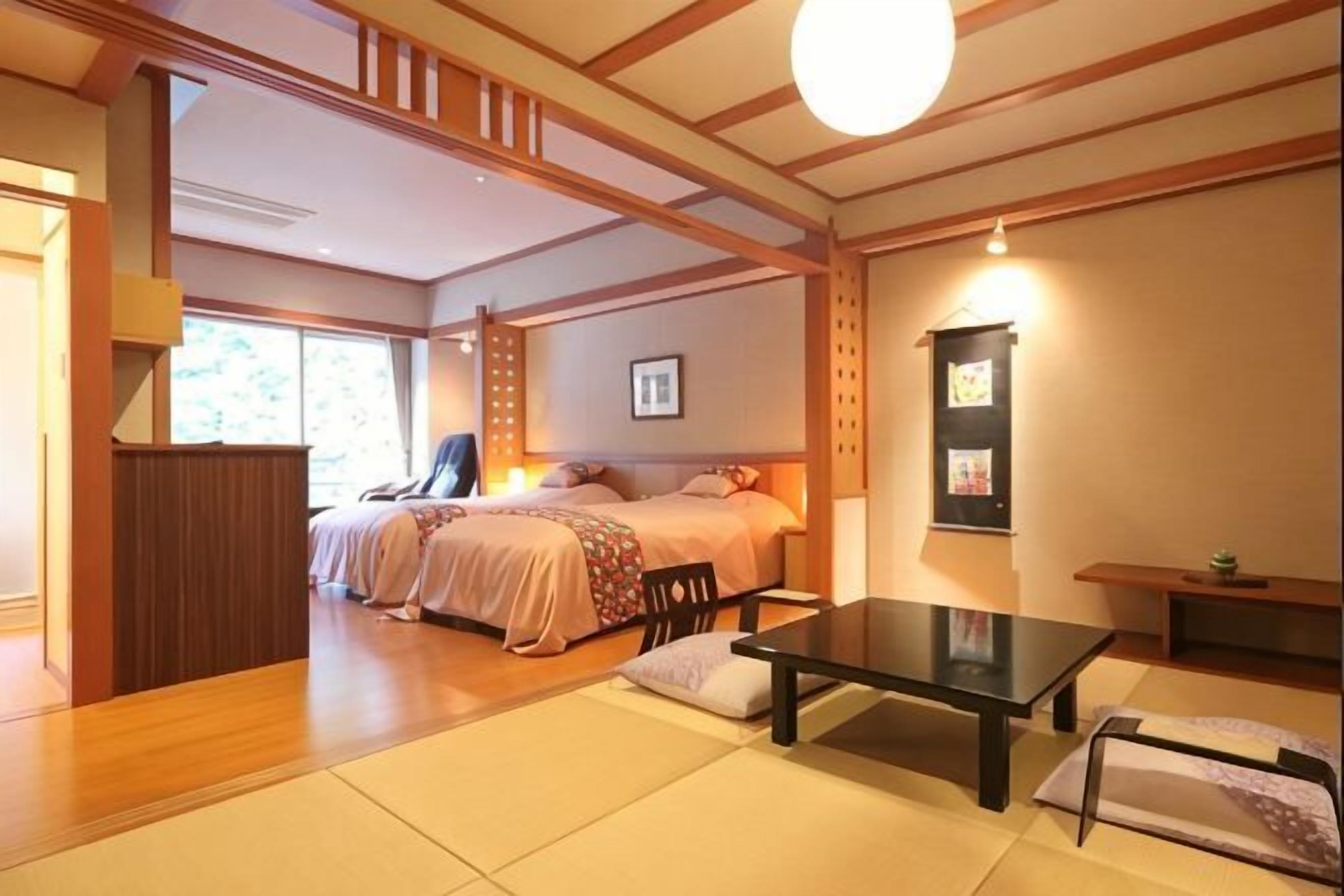 Minibar, in-room safe, free WiFi, bed sheets