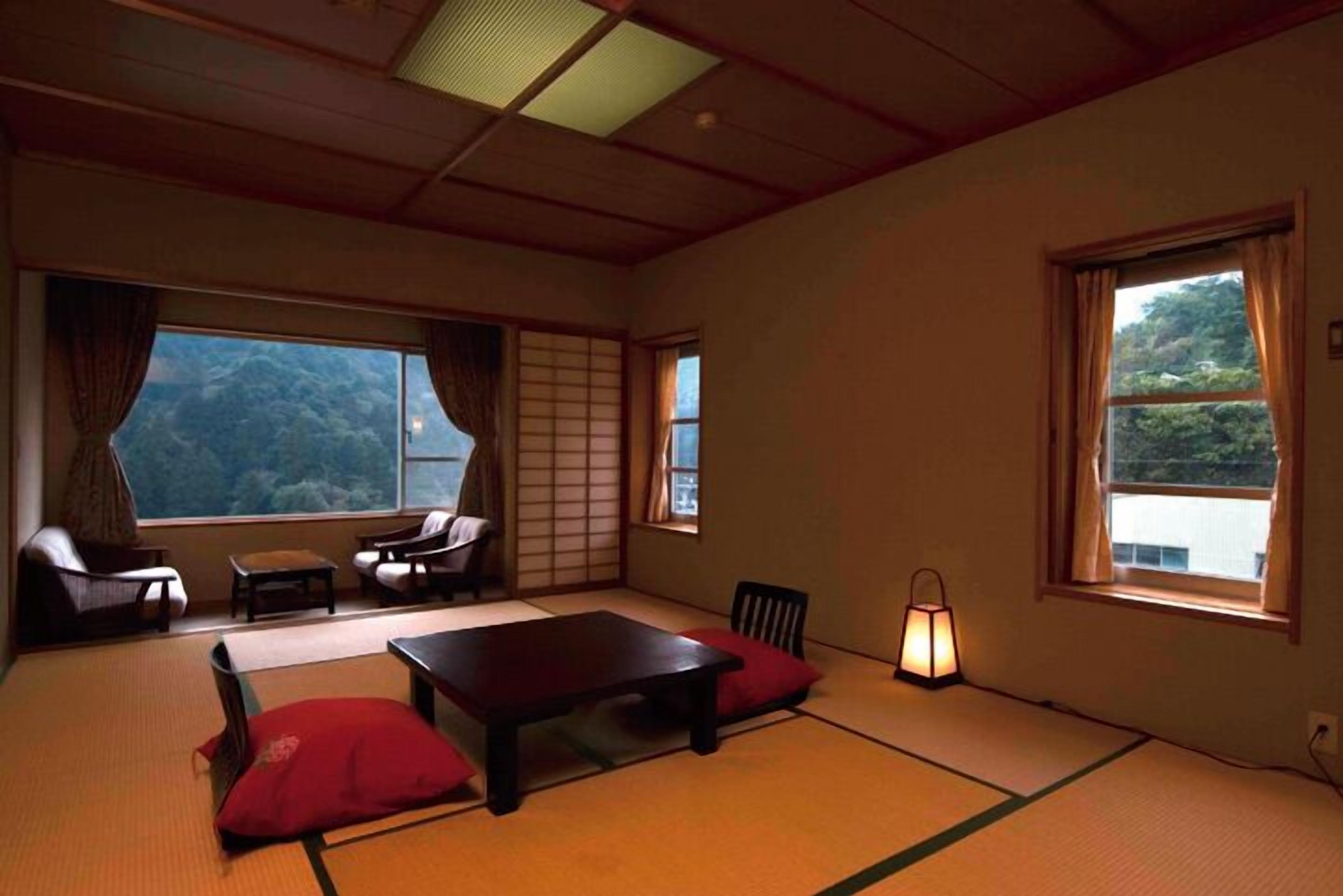 japanese room | living area | flat-screen tv