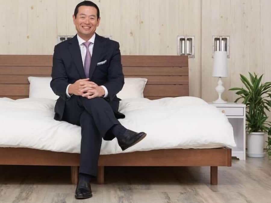 Desk, blackout drapes, free WiFi, bed sheets