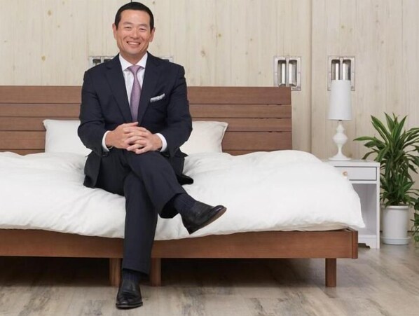 Escrivaninha, cortinas blackout, Wi-Fi de cortesia, roupa de cama