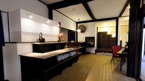 Interior - Kusatsu Onsen Yubatakesoan (Kusatsu)