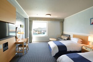 Desk, iron/ironing board, free WiFi, bed sheets