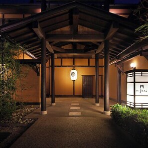 Exterior detail - Oyado Uchiyama (Shizuoka)