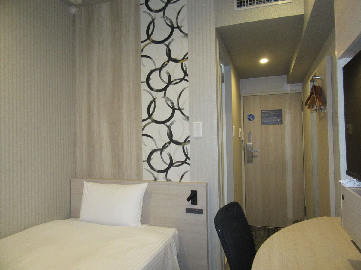 Escrivaninha, Wi-Fi de cortesia, roupa de cama