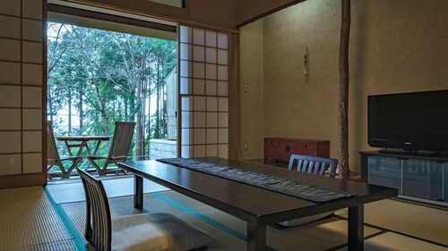 Izukogen Onsen Hananokumo