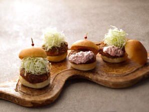 Daily buffet breakfast (JPY 3200 per person) - Mercure Kochi Tosa Resort & Spa (Geisei)