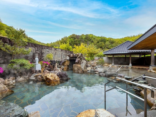 高知斗犬美居 SPA 度假村