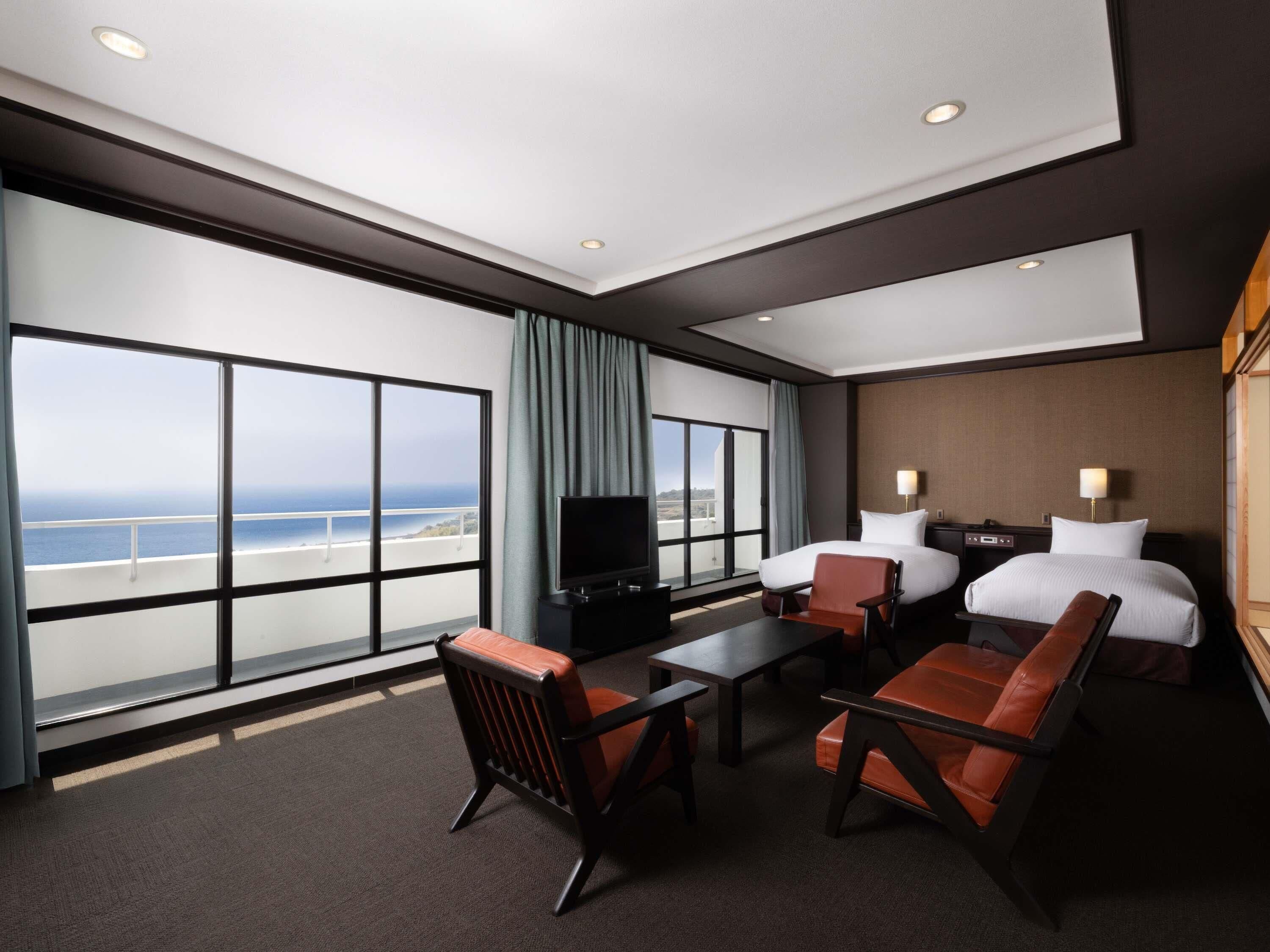 Junior-Suite, Mehrere Betten, Meerblick (Japanese Western Style) | Hochwertige Bettwaren, Daunenbettdecken, Zimmersafe