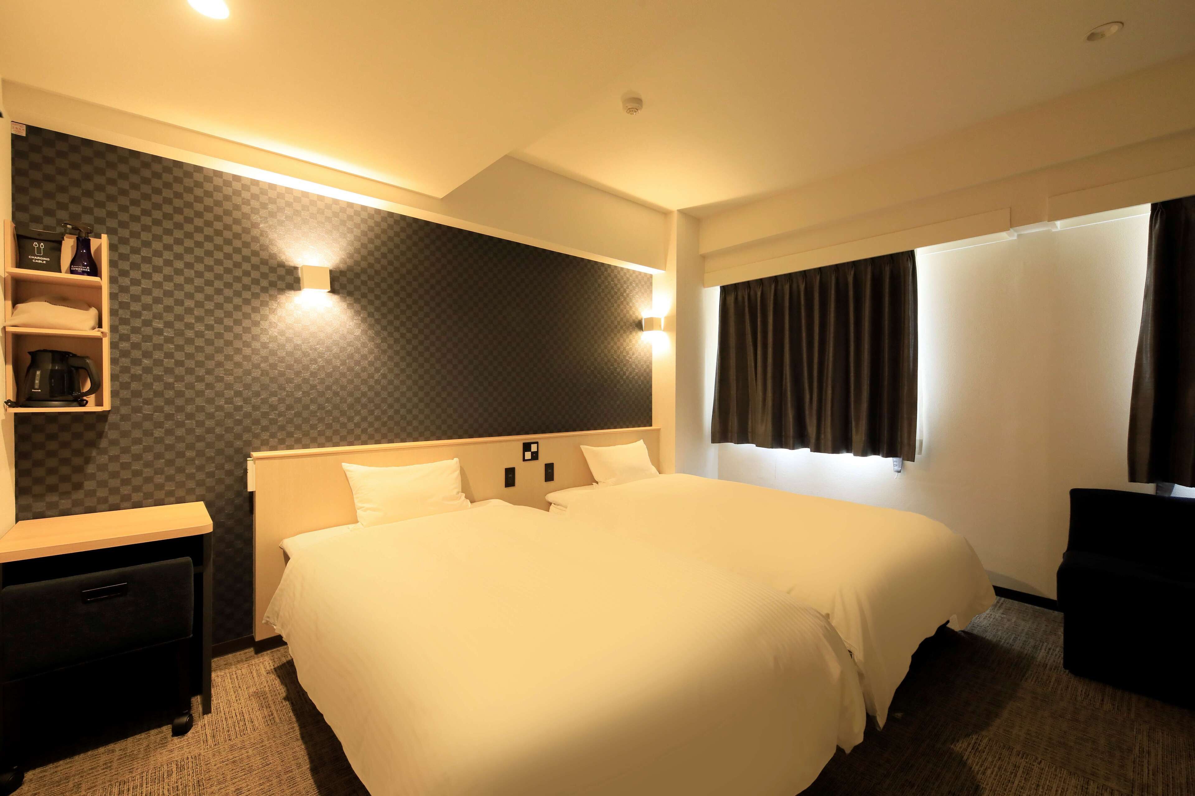 Superior Twin Room, Non Smoking | Laptop workspace, blackout curtains, soundproofing, free WiFi