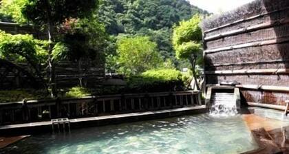 Togurakamiyamadaonsen Shunjyuan Kikusui Ryokan