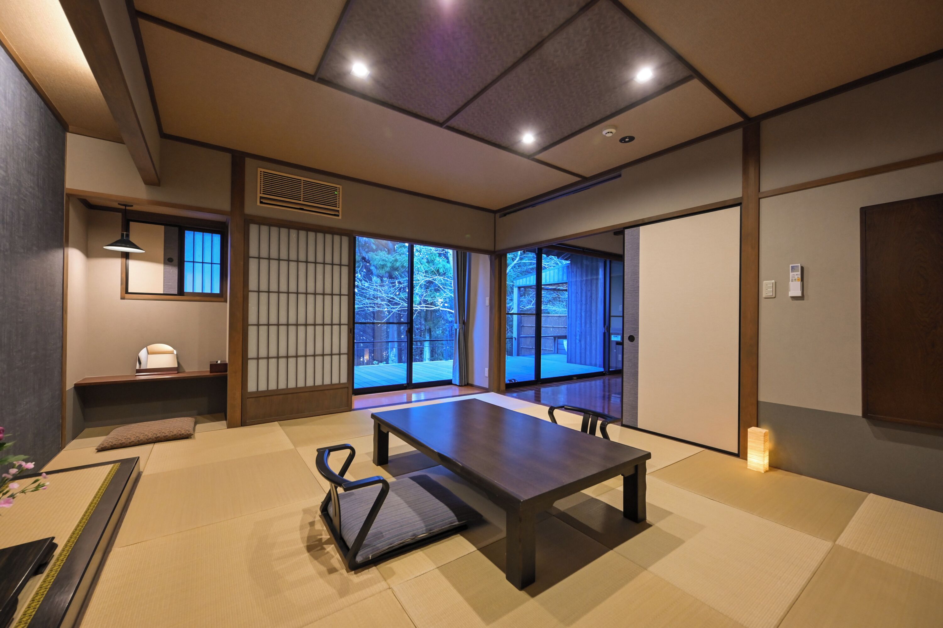 Habitación, para fumadores (Irori Japanese Western Style) | Ropa de cama de alta calidad y caja de seguridad en la habitación 