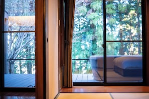 2 bedrooms, premium bedding, in-room safe, individually decorated