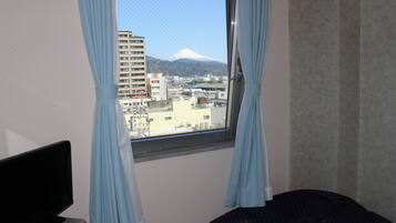 Premium bedding, down comforters, desk, blackout drapes