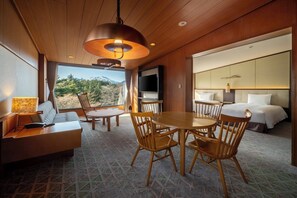 Minibar, in-room safe, desk, blackout curtains