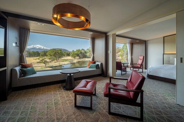 Minibar, in-room safe, desk, blackout curtains