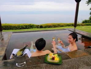 Spa - Seaside Resort Tsukino Usagi (Ito)