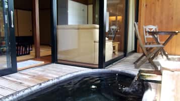 Chambre Tradition, vue montagne (Open Air Bath,No Dinner after 7PM)