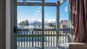 Lakeview Studio (Upstairs) | 2 phòng ngủ, màn/rèm cản sáng, truy cập Internet không dây miễn phí