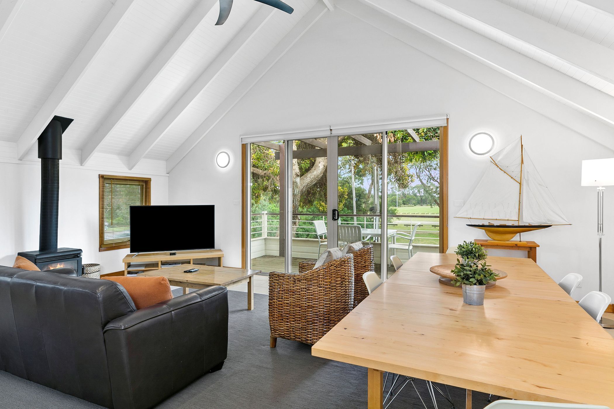 Luxury King Size 2 Bedroom Suite | Living area | Flat-screen TV