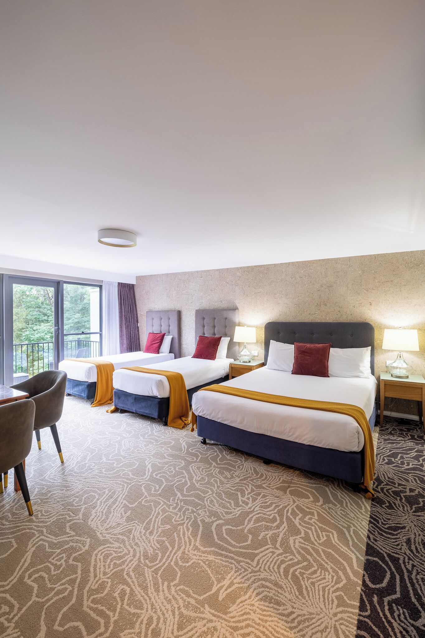 Deluxe Family Room, Free Wi-Fi & Parking