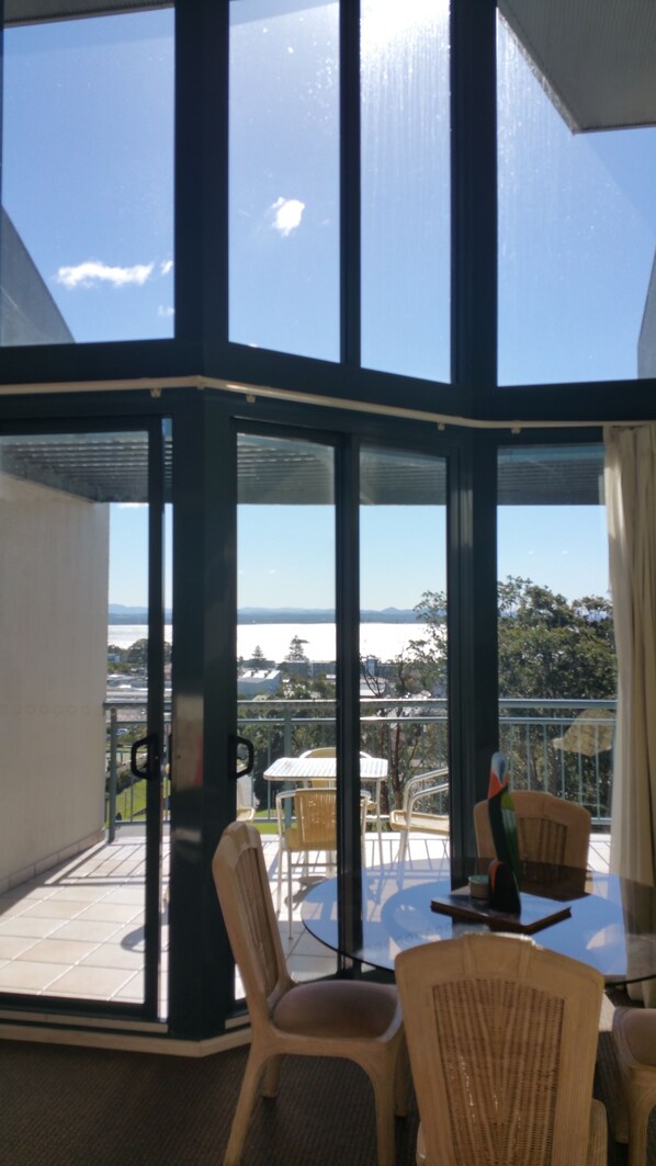 In-room dining - Bali in Broughton (Nelson Bay)