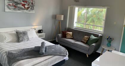 Plantation Retro Motel Tyndale