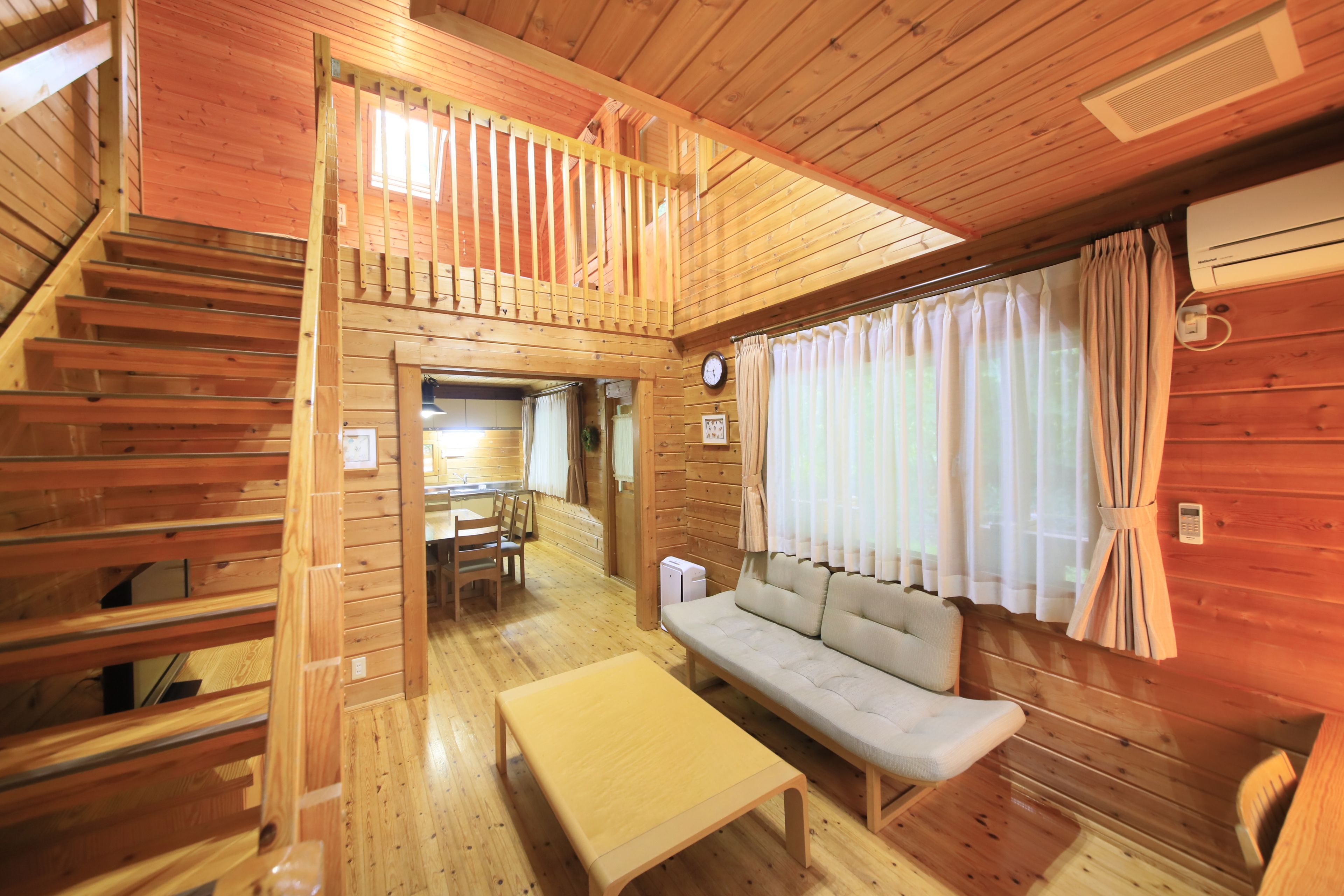 cottage with hot spring, 8 people, smoking | in-room safe, free wifi, bed sheets