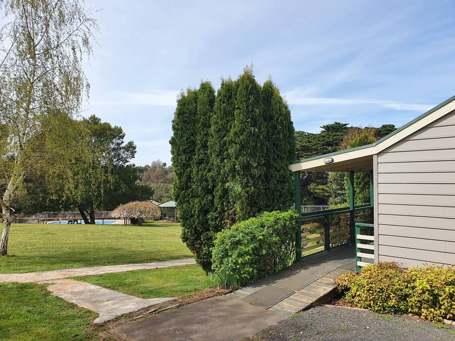 Deluxe Cottage, 2 Bedrooms, Accessible, Garden View | Terrace/patio