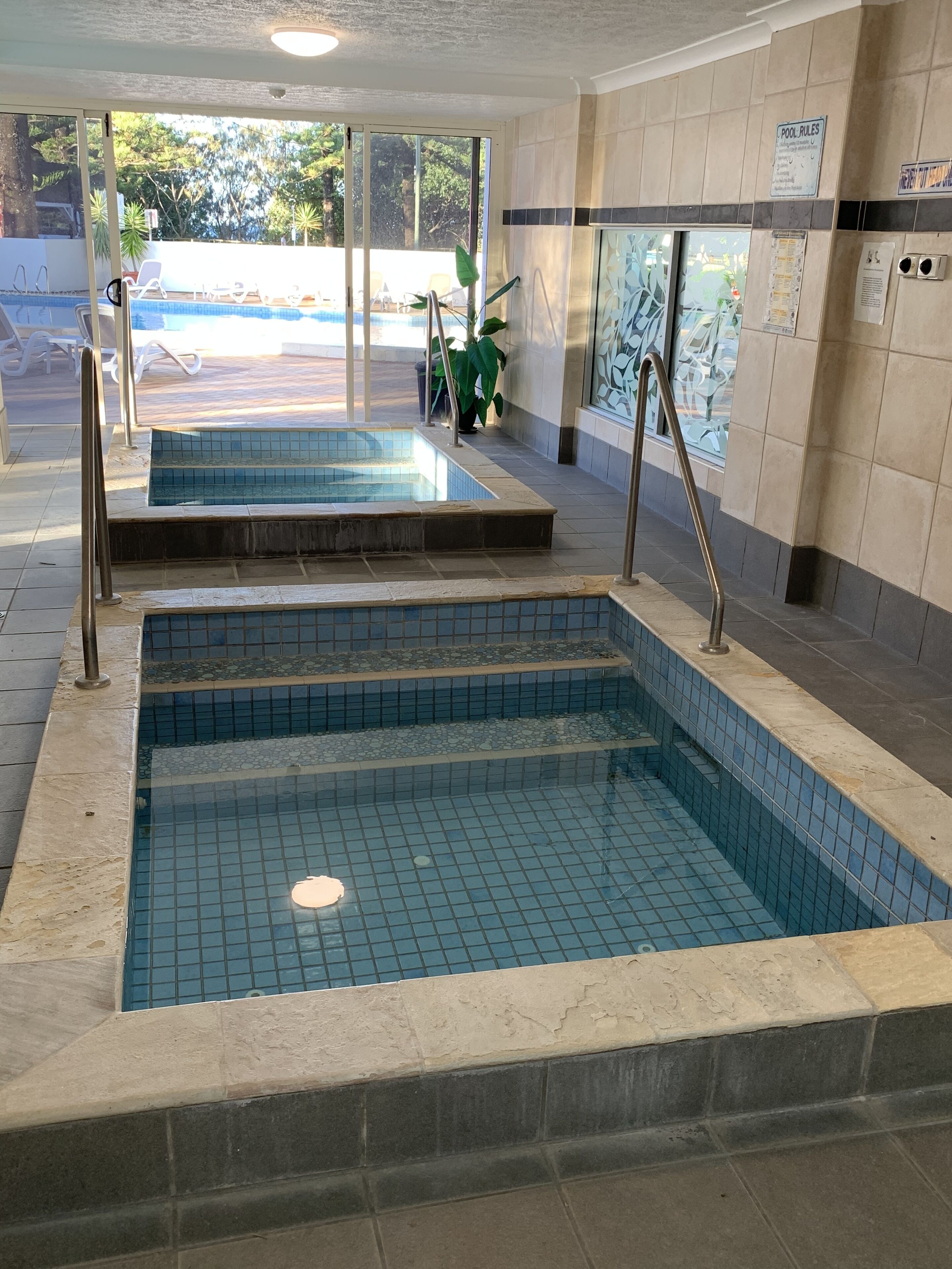 indoor spa tub