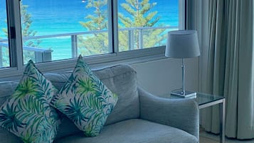 Premium Apartment, 2 Bedrooms | Living area